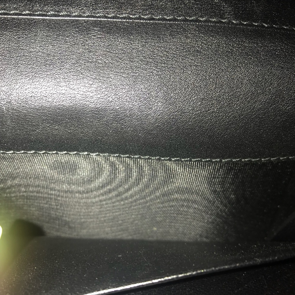 Authentic Gucci Wallet - Picture 3 of 6